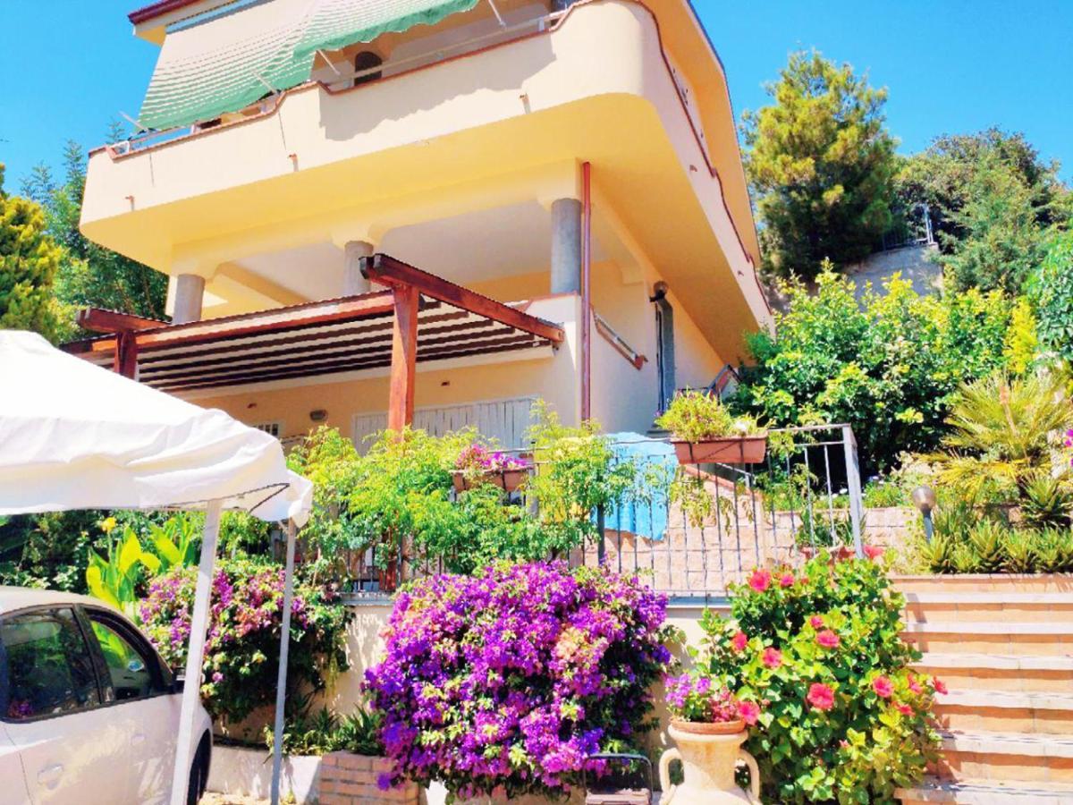 Villetta A Trebisacce Con Vista Mare Экстерьер фото